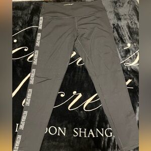 Victoria’s Secret Victoria Sport Knockout Logo Band Black Leggings